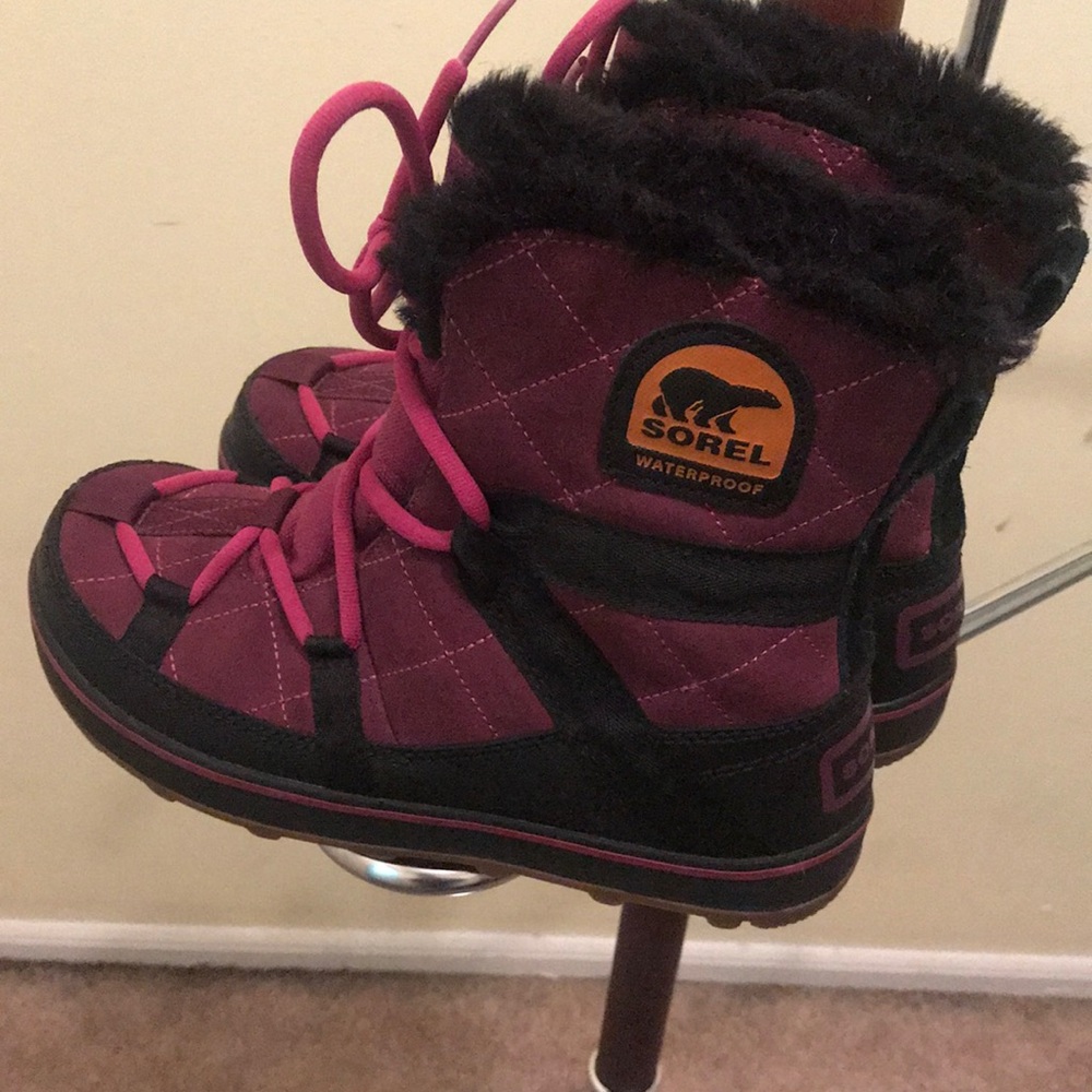 Women’s snow boots